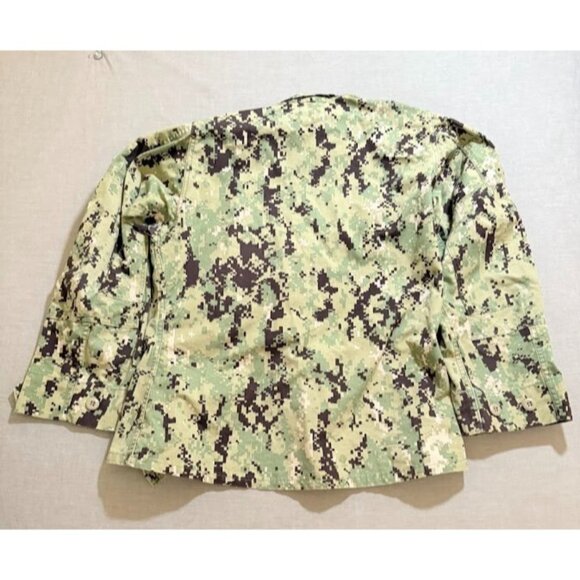 US Navy Seals Type III X Short Jacket Adult S Green Digital Camouflage Button. - Picture 6 of 10